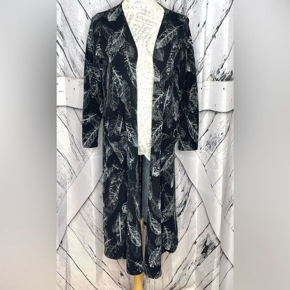 LULAROE Duster Kimono Cardigan Black W/Feather Print M - Picture 1 of 6
